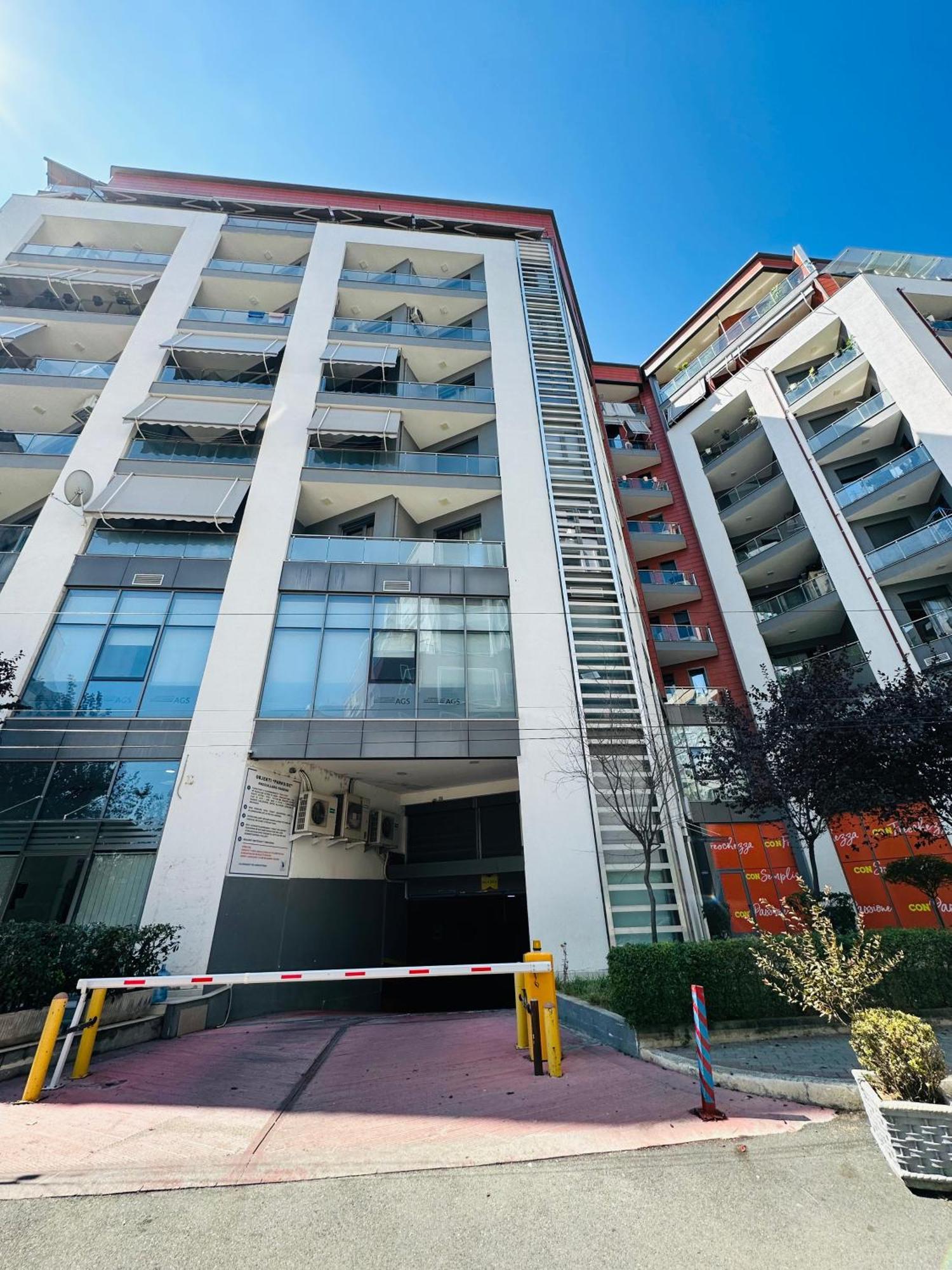 Lake Escape - Home 2 Tirana Exterior photo