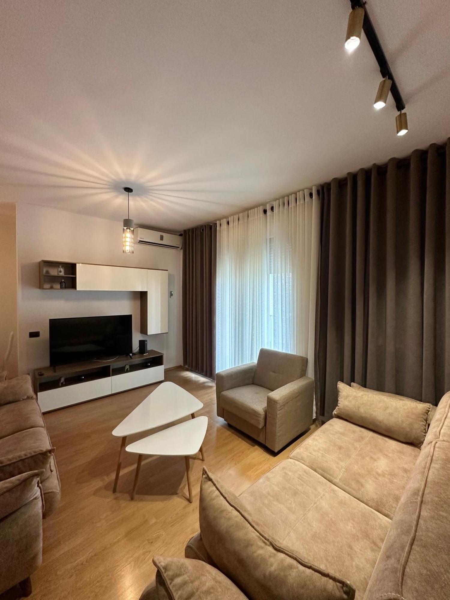 Lake Escape - Home 2 Tirana Exterior photo